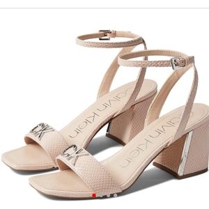 Calvin Klein Heminia Straps Sandal Block Heel Open Toe Sz 7.5